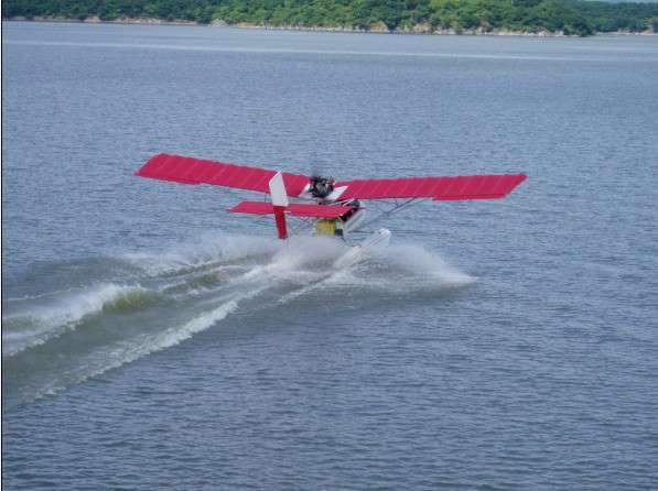 超轻型水上飞机（A2C）